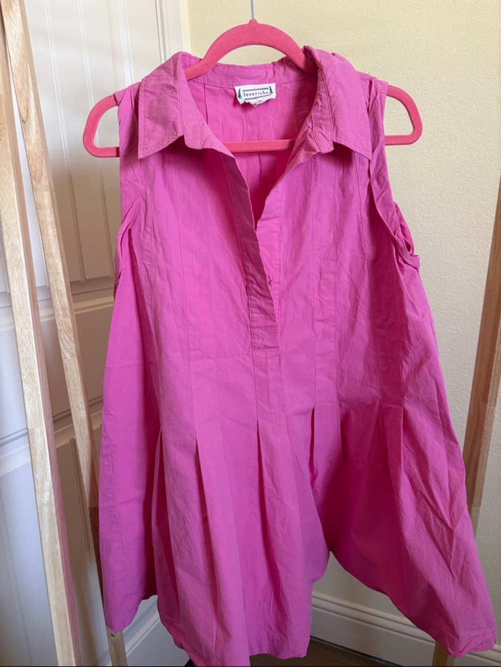 Love Riche Bright Pink Sleeveless Collared Tunic
